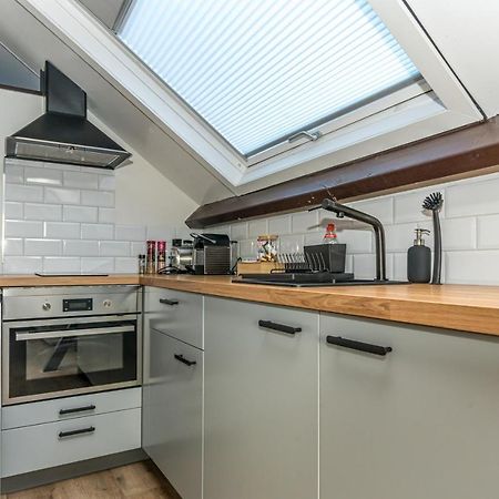 ジーリクゼーDrie Koningenアパートメント エクステリア 写真