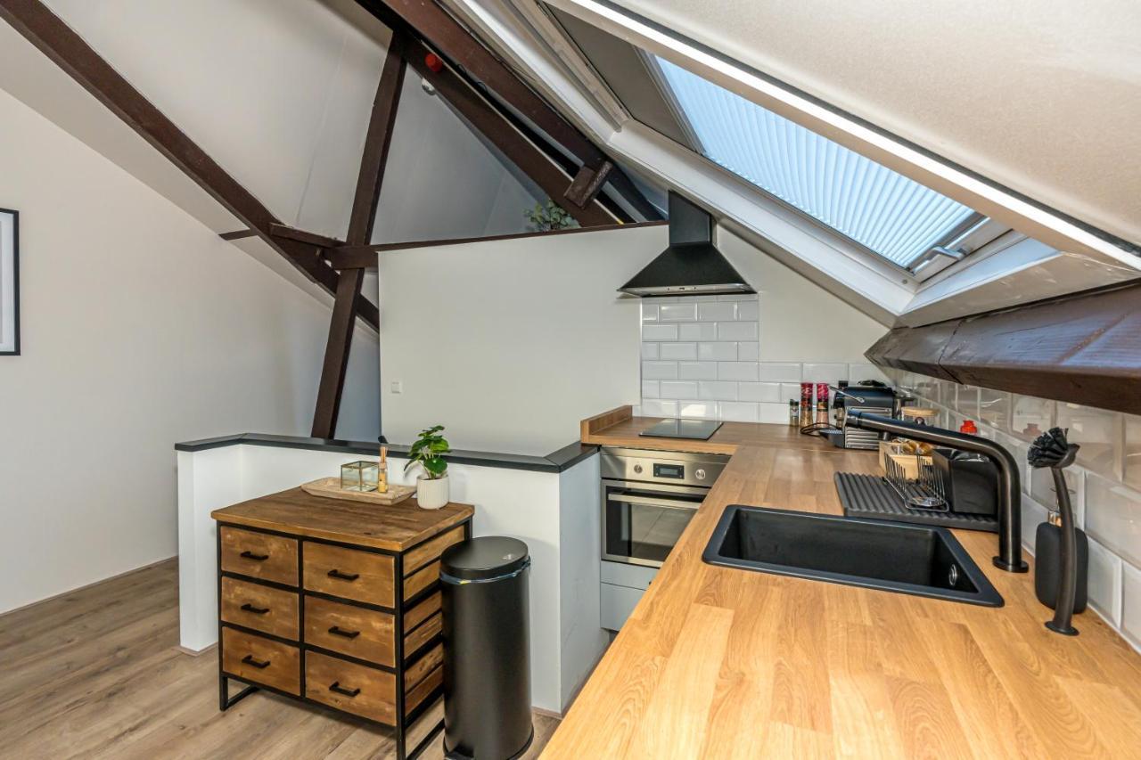 ジーリクゼーDrie Koningenアパートメント エクステリア 写真